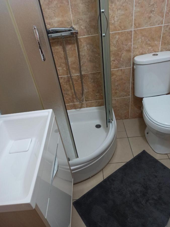Ferienwohnung Ema Lux 3 Novi Sad Exterior foto